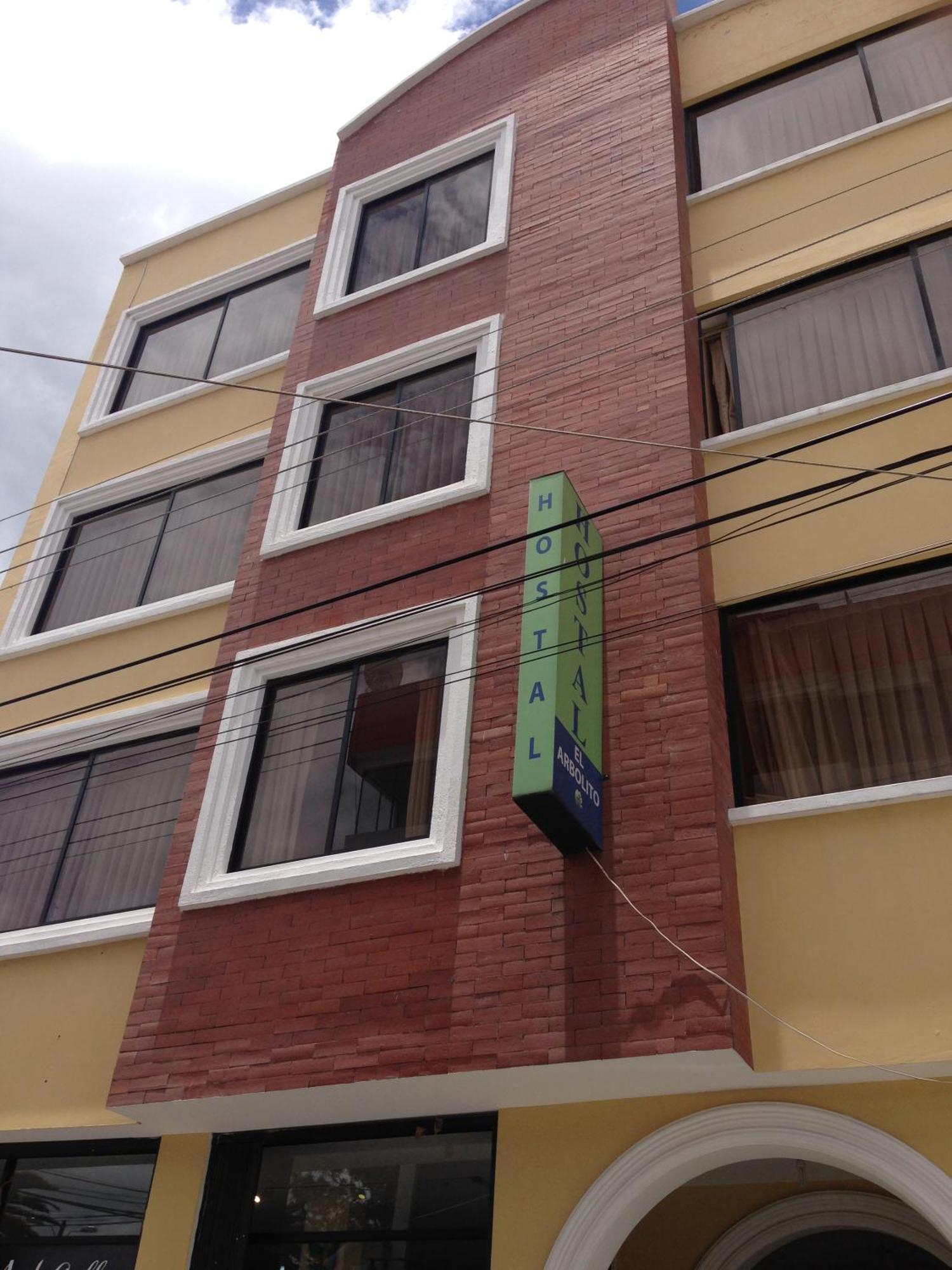 Hostal El Arbolito Cotacachi Exterior photo